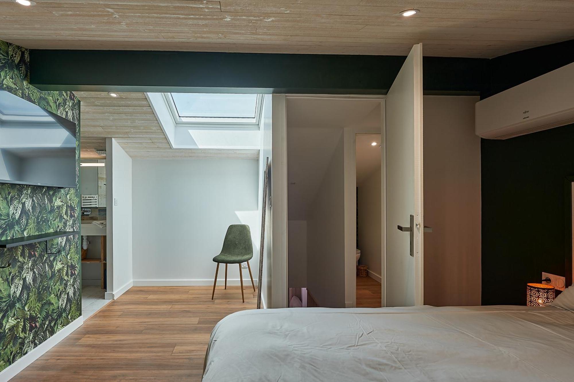 Lussac  Le Repaire Lagardere Bed & Breakfast エクステリア 写真