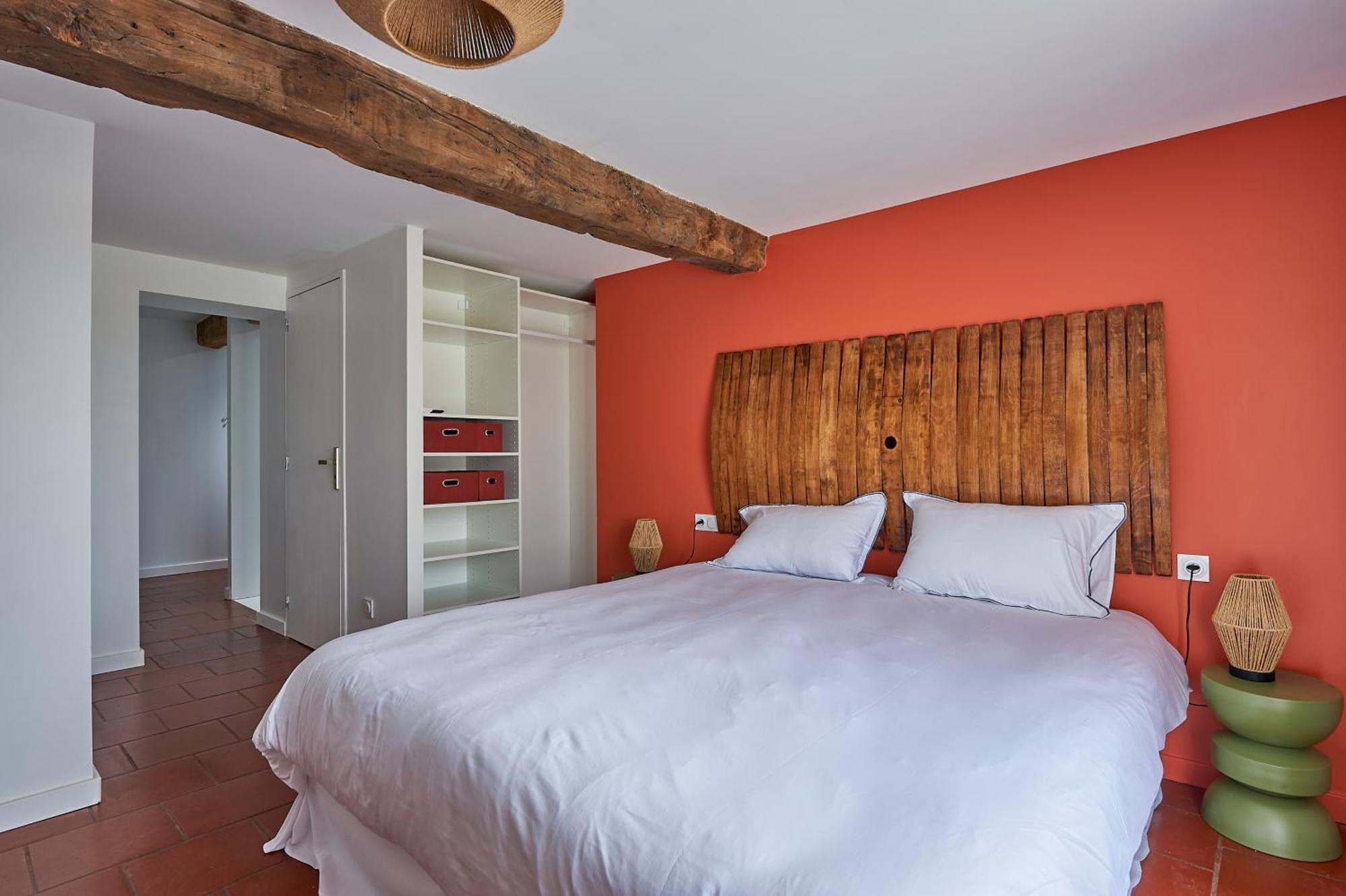 Lussac  Le Repaire Lagardere Bed & Breakfast エクステリア 写真